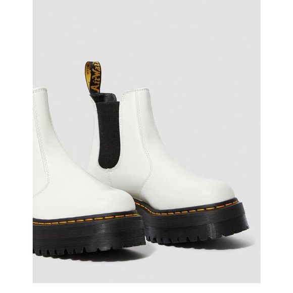 Dr. Martens 2976 SMOOTH LEATHER PLATFORM CHELSEA BOOTS US Ladies 5 Mens 4 - Picture 13 of 15